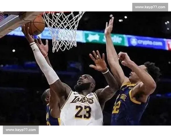 NBA总决赛湖人对决热火第四场全场回放精彩瞬间解析经典对抗完整版回顾