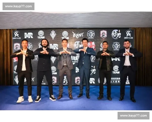 佐藤嘉洋对决方便中日格斗巅峰之战背后的技术与意志较量传奇篇章